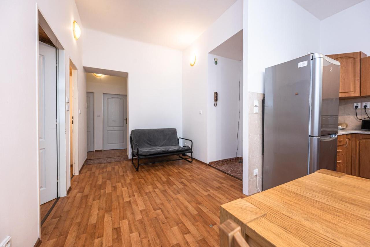 Apartment Lublanska 48 프라하 외부 사진