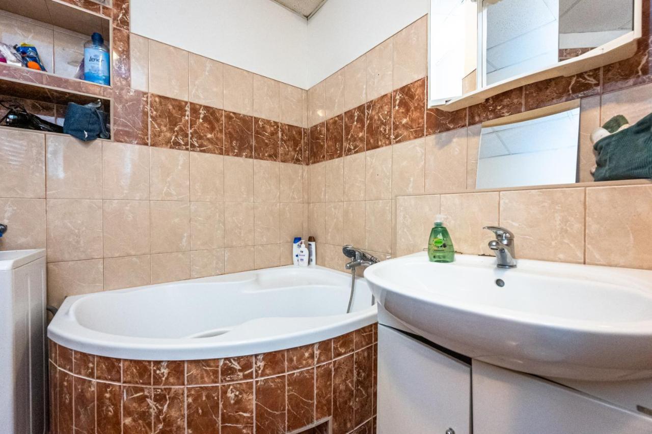 Apartment Lublanska 48 프라하 외부 사진
